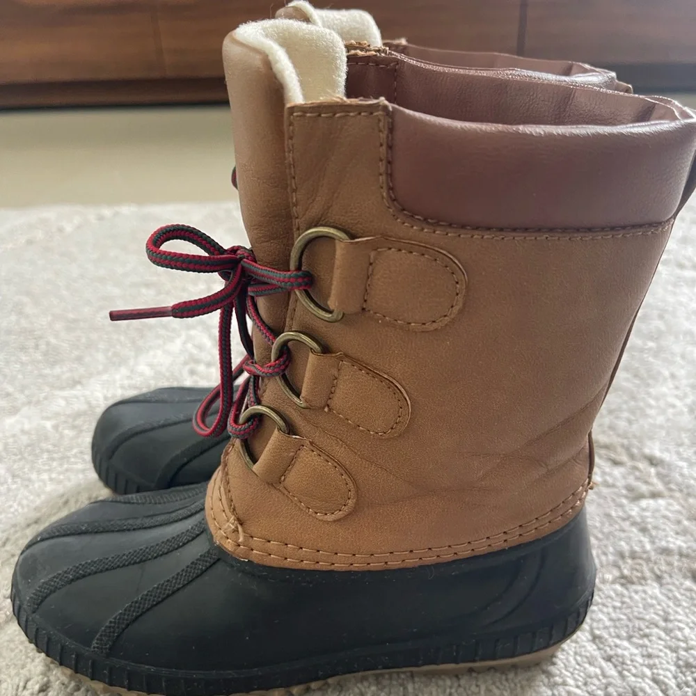 Little Kids boots size 12/13 - Picture 1 of 3
